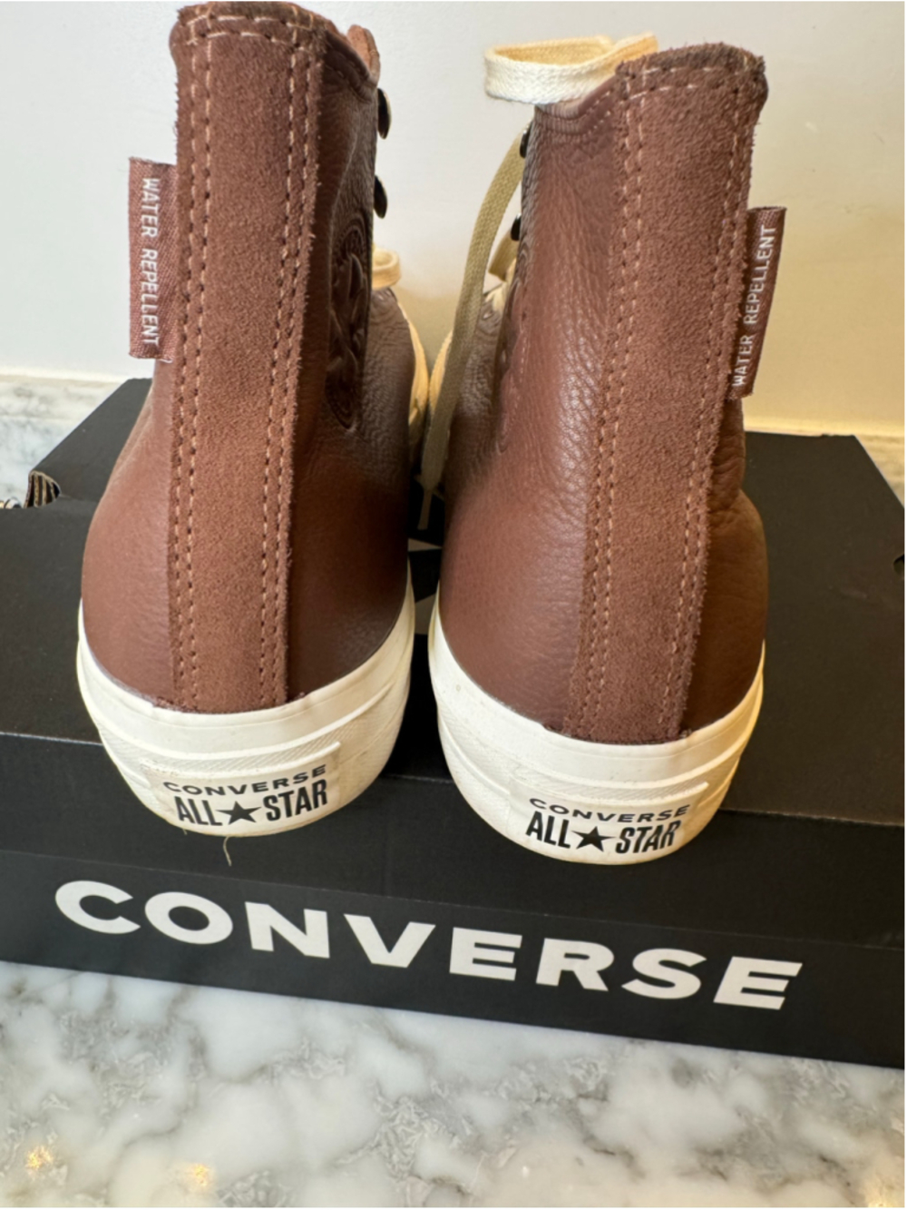Converse Chuck Taylor All Star Lift Hi A10362C Bear Nap Leather Women’s 11 - Picture 3 of 8